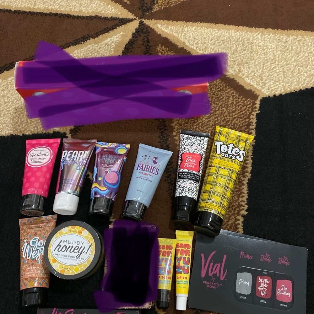 Perfectly Posh Lot